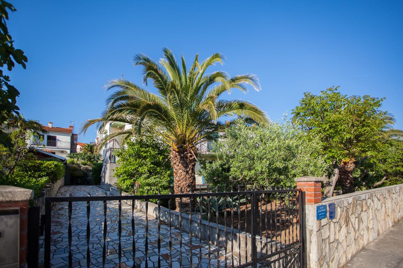 Villa Vosilla Apartments Cres Bagian luar foto